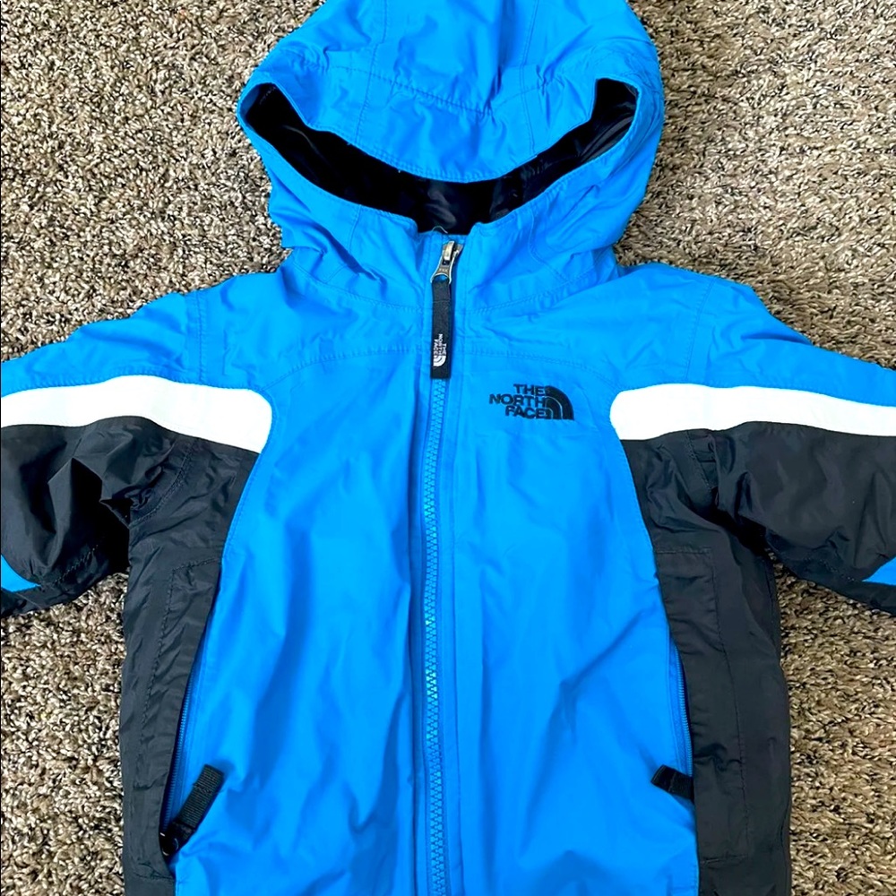 2t north face coat
